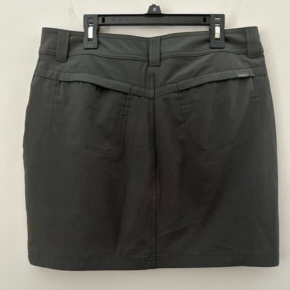 Eddie Bauer Women’s Mini Skort Flat Front Button Fly Charcoal Size 6 - Picture 2 of 5